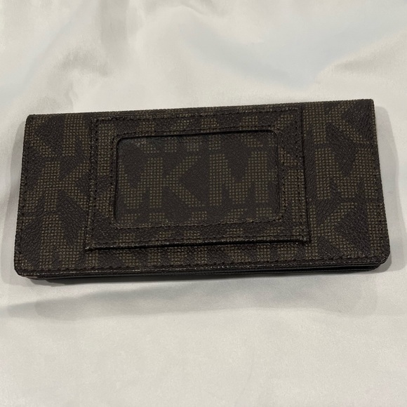 Michael Kors Brown Trifold Wallet with Matching Checkbook Insert - Picture 6 of 7